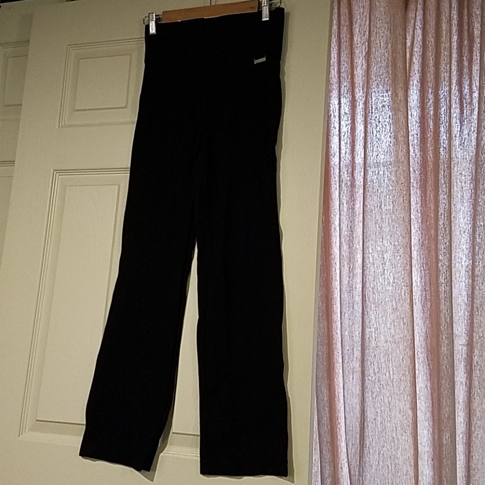 Marc New York Andrew Marc black pull on stretchy pants Small
